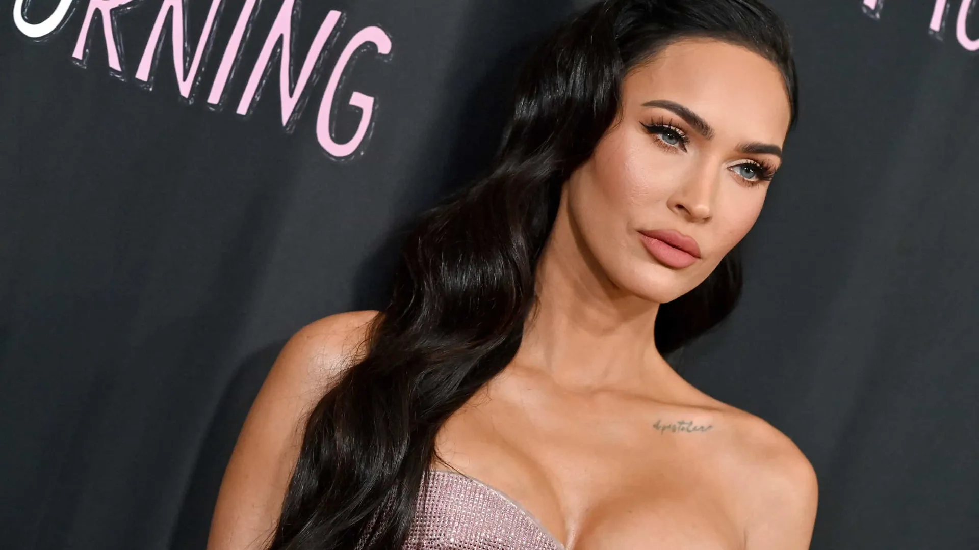 Separada do pai do filho, com quem Megan Fox tem contado na gravidez? - img