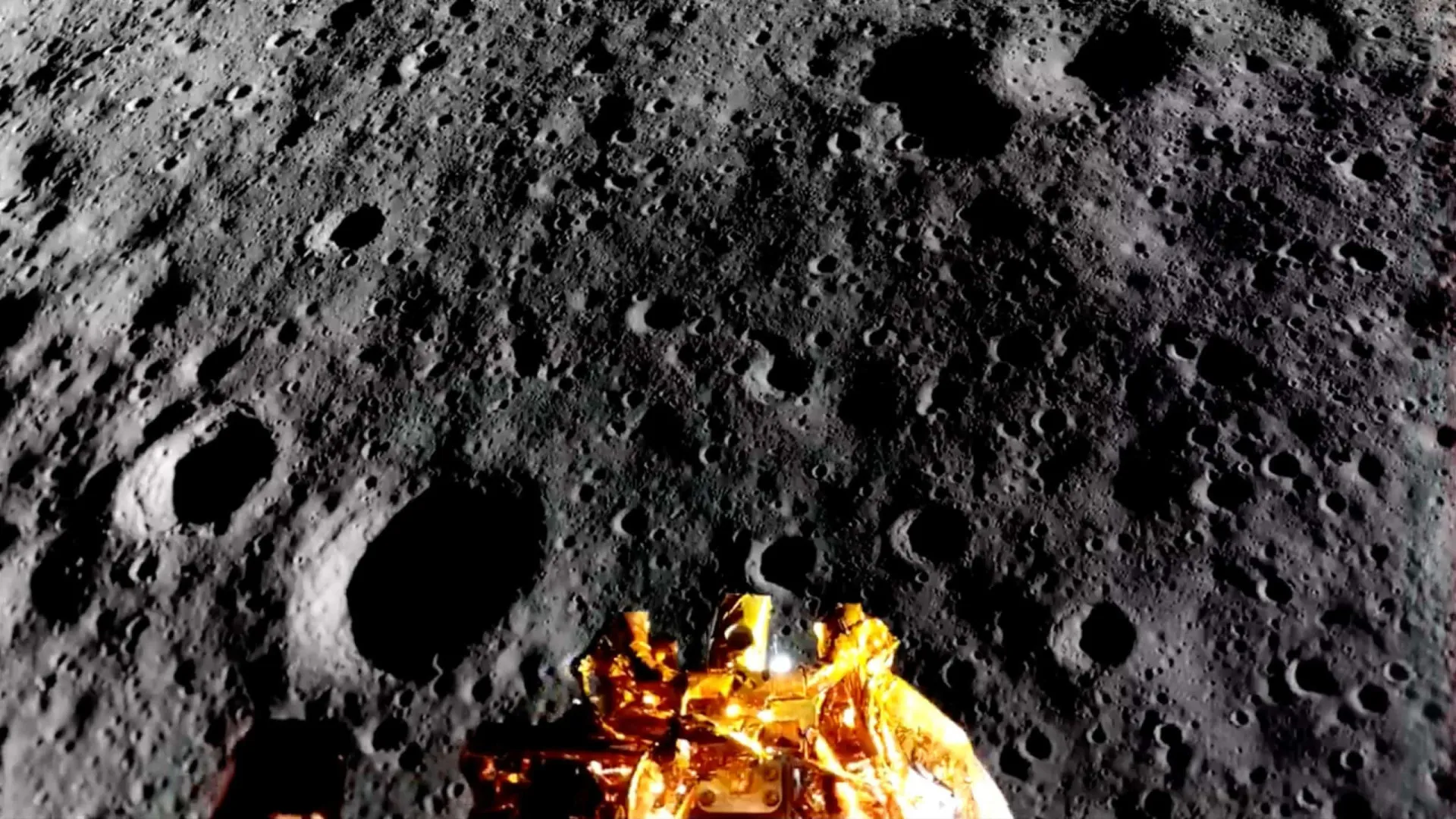 Veja o vídeo impressionante do pouso da sonda Blue Ghost na Lua - img