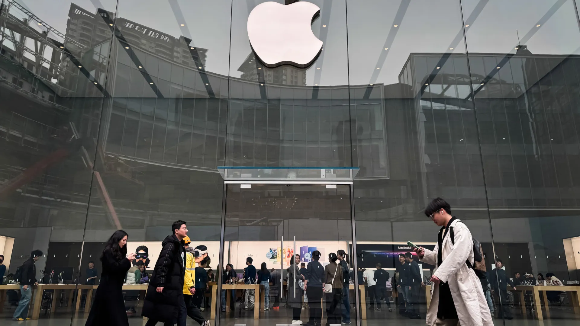 Apple enche aviões com iPhones e evitar tarifas - img