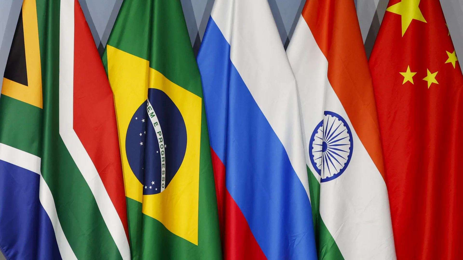 Brics deve criticar ações unilaterais no comércio e defender OMC diante de tarifas de Trump - img