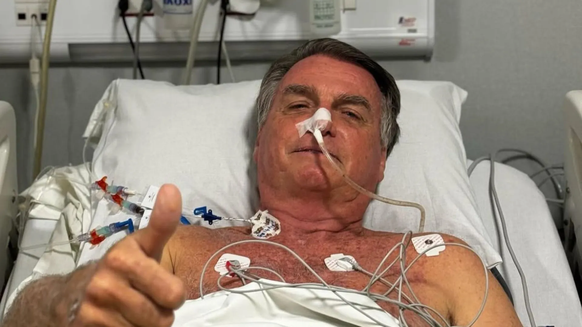 Bolsonaro segue na UTI com 'boa evolução' e 'sem dor', diz novo boletim médico - img