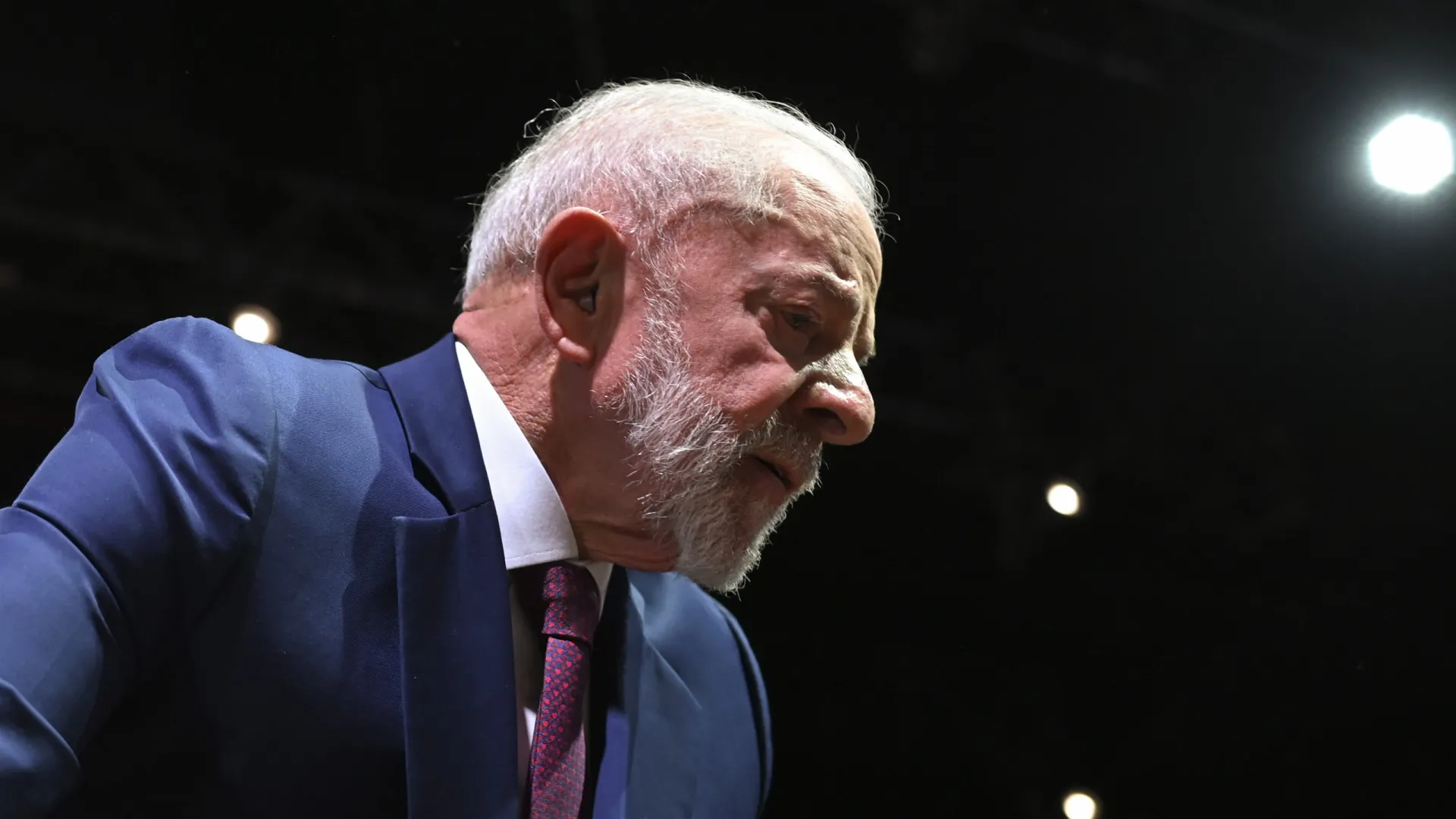 Irritado com vazamento, Lula diz ter pedido ajuda a Xi Jinping com TikTok - img