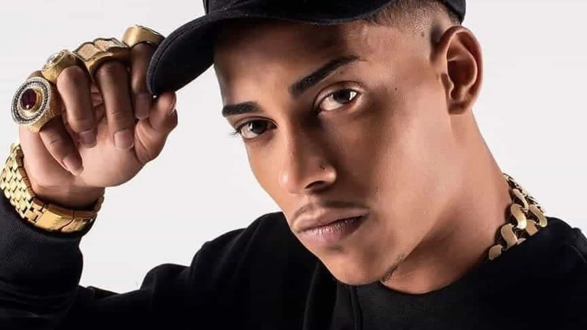 MC Poze recupera joias avaliadas em R$ 2 milhões - img