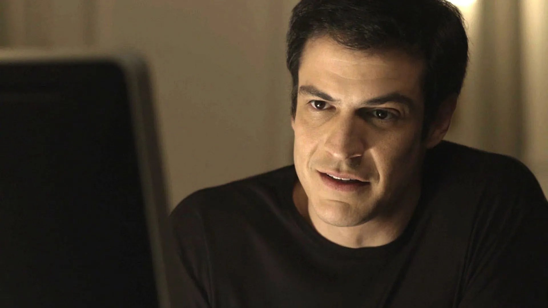 Mateus Solano diz que novelas estão com 'rabo preso' por patrocinadores - img