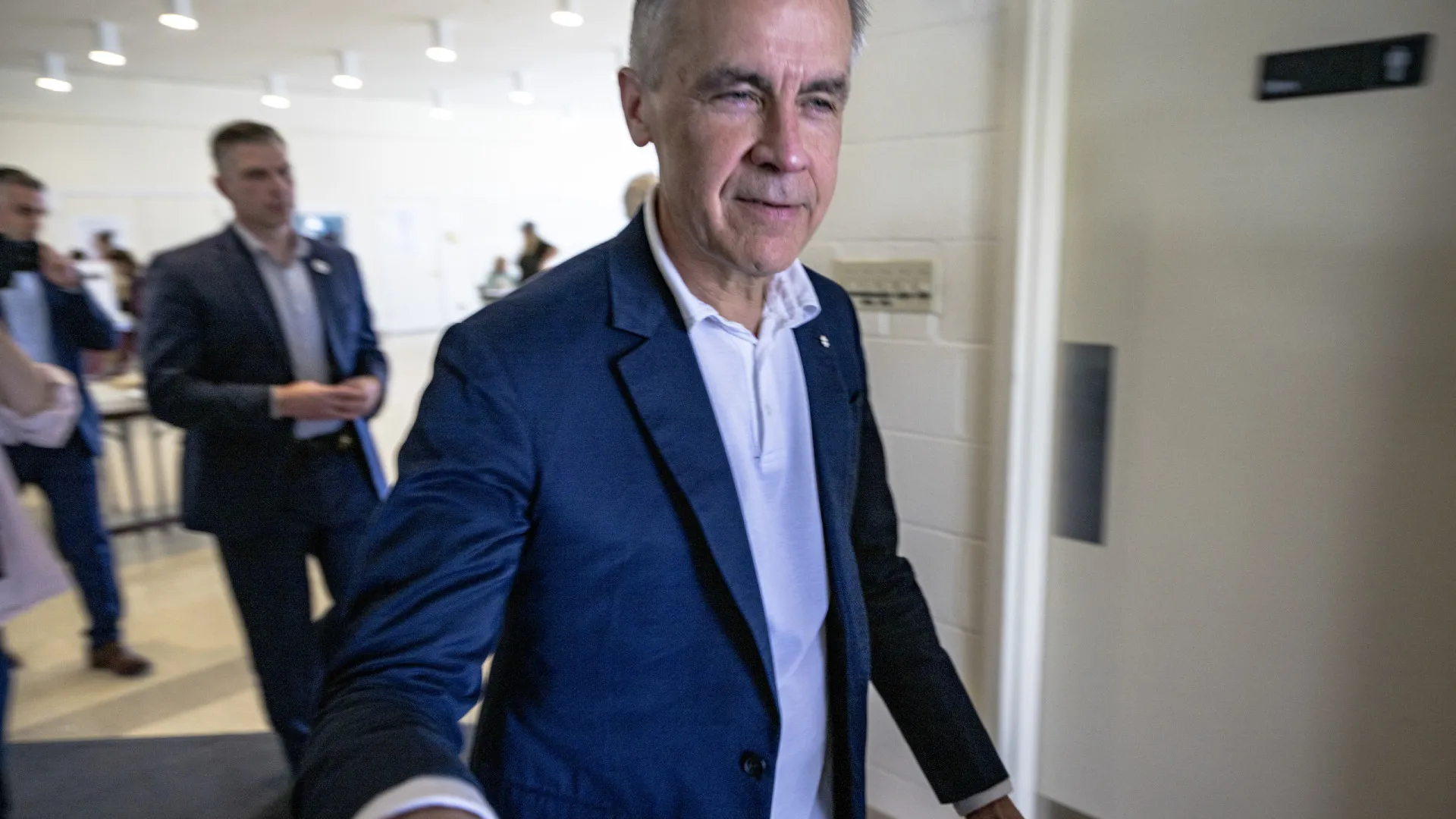 Premiê Mark Carney vence eleição e expande domínio liberal no Canadá, segundo projeção - img