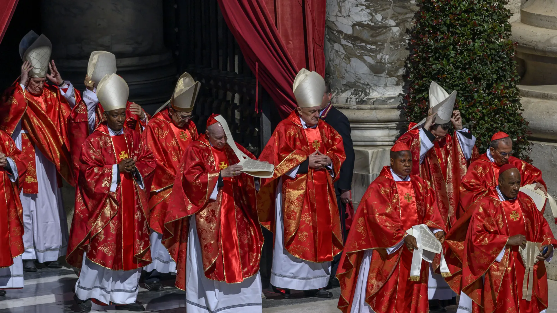 'Profecia' sobre derrocada da Igreja vem à tona após morte do Papa - img