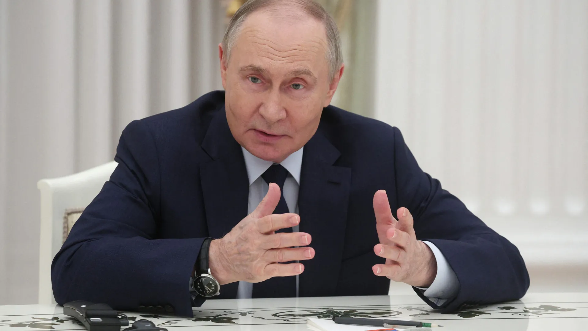 Putin ratifica acordo de parceria estratégica com o Irã - img