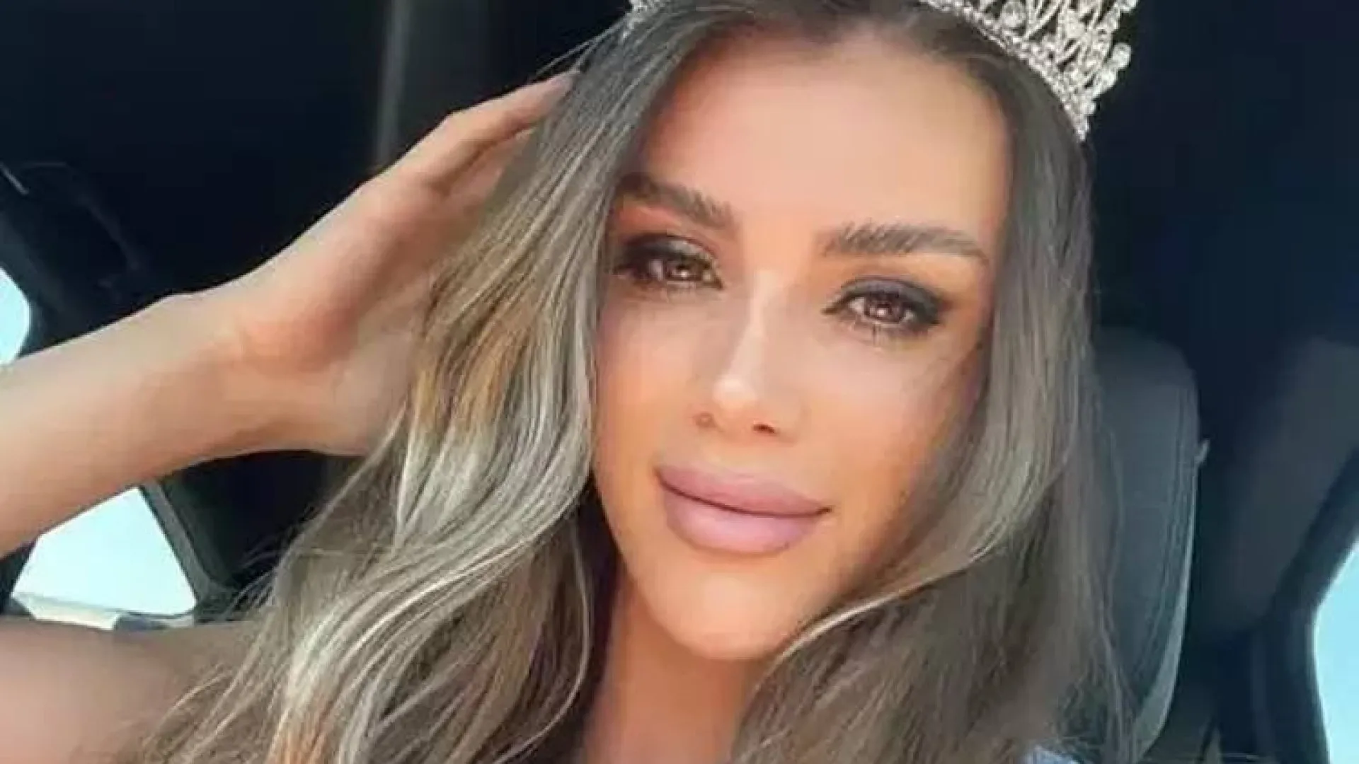 'Rainha de beleza' turca morre ao cair de ponte ao fugir da polícia - img