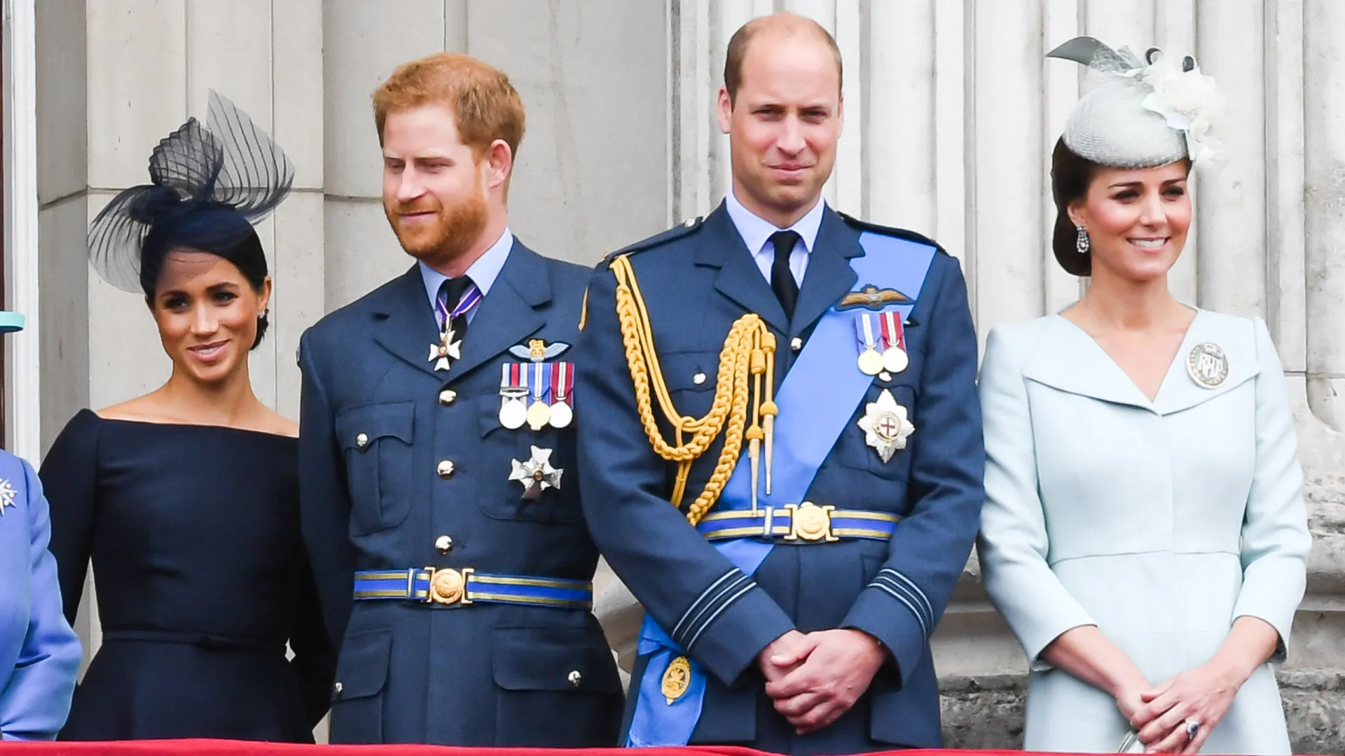 William pretende retirar títulos reais de Meghan e Harry quando for rei - img