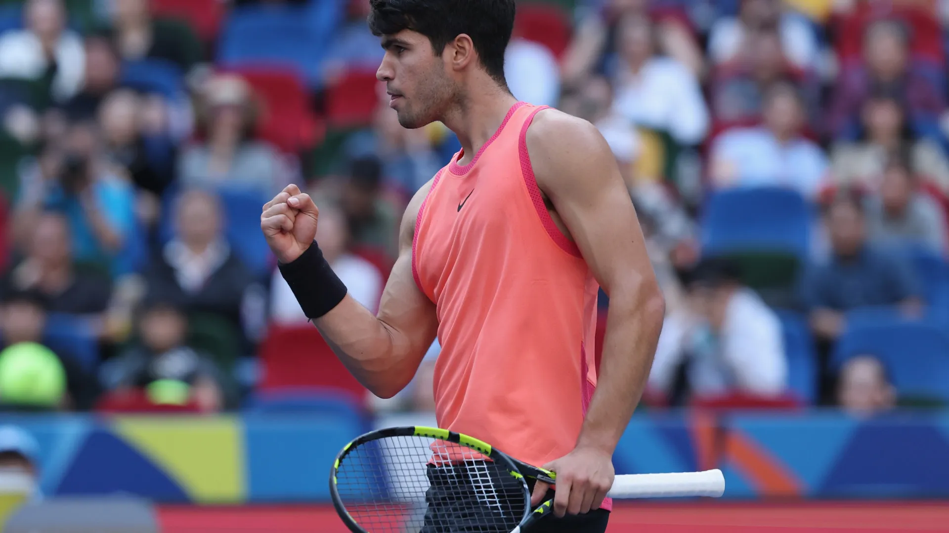 Alcaraz faz pontaços para virar sobre Rublev e vai às quartas em Wimbledon - img