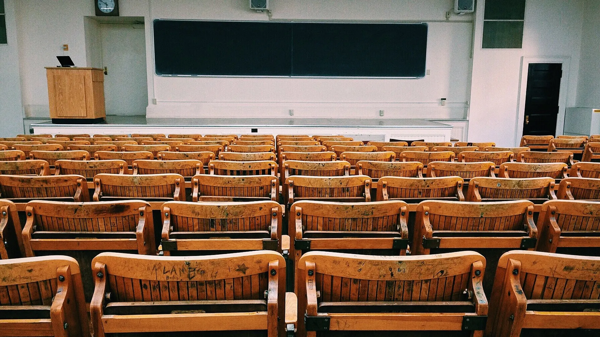 Brasileiros em Harvard temem por futuro nos EUA - img