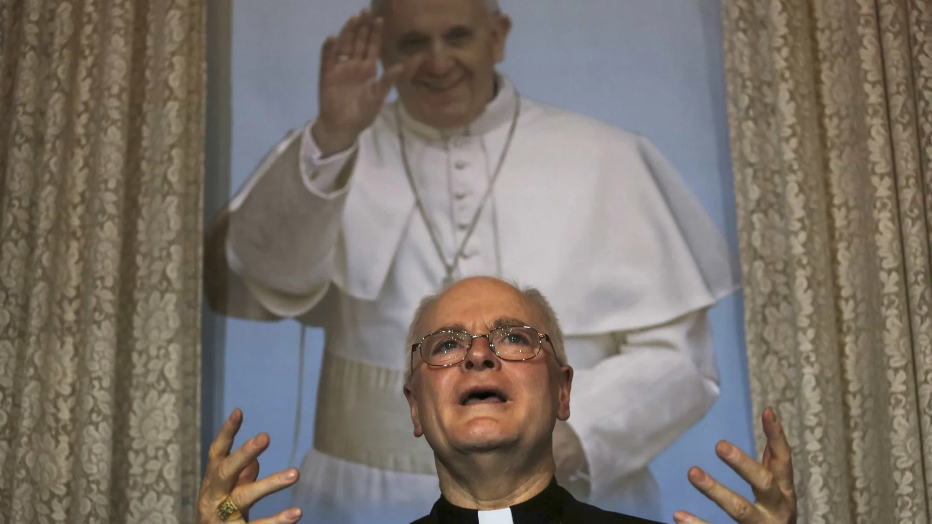 Cardeais brasileiros já estão reclusos no Vaticano para início do conclave - img