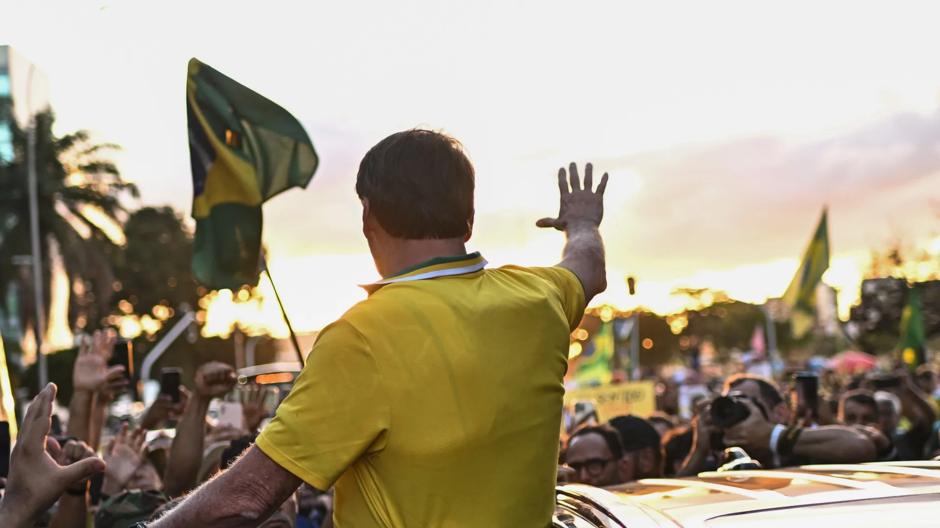 Ex-chefe do Exército diz que Bolsonaro cogitou impedir posse de Lula - img