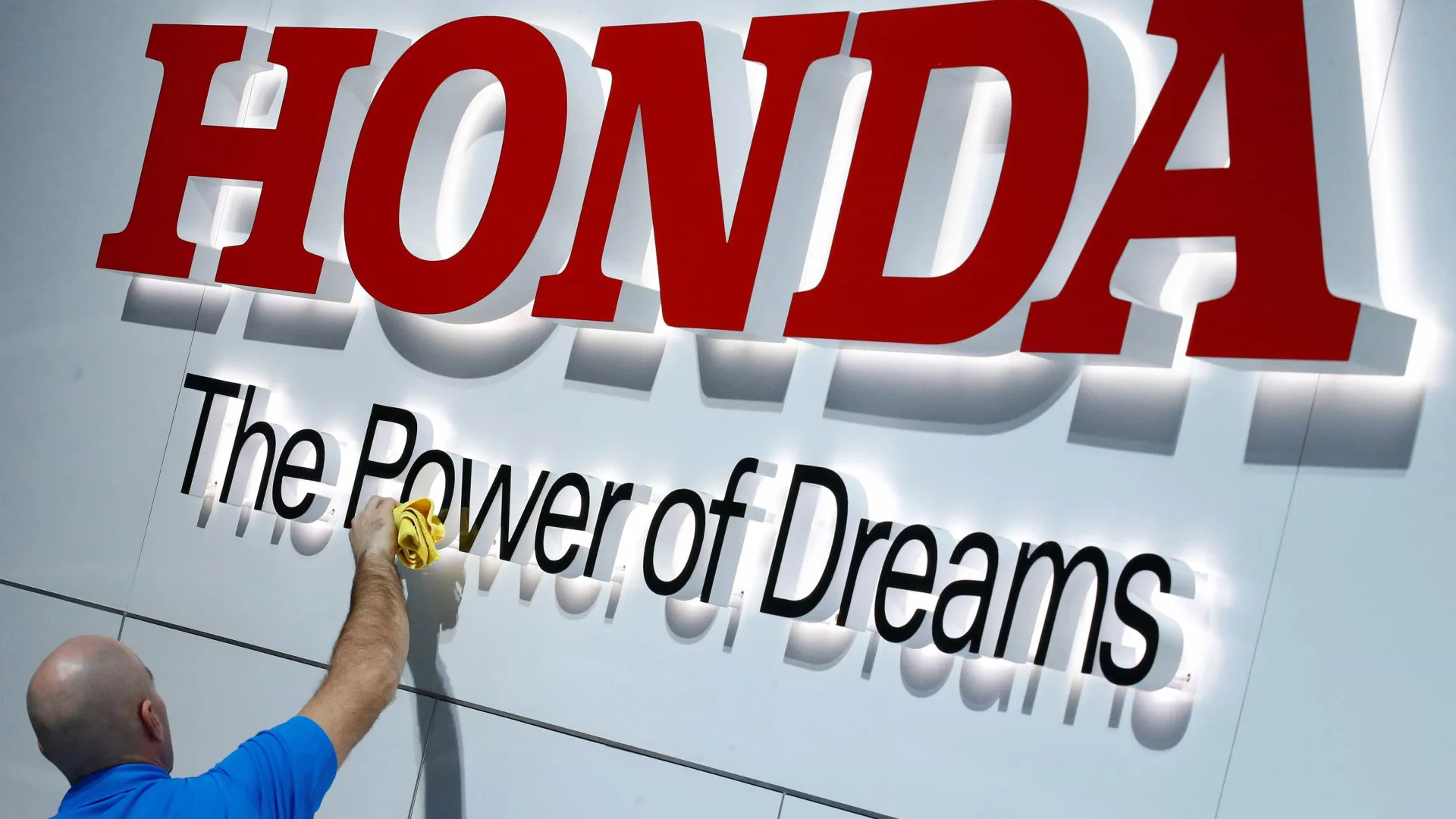 Honda reduz investimento em EVs em mais de US$ 20 bi diante de desaceleração na demanda - img