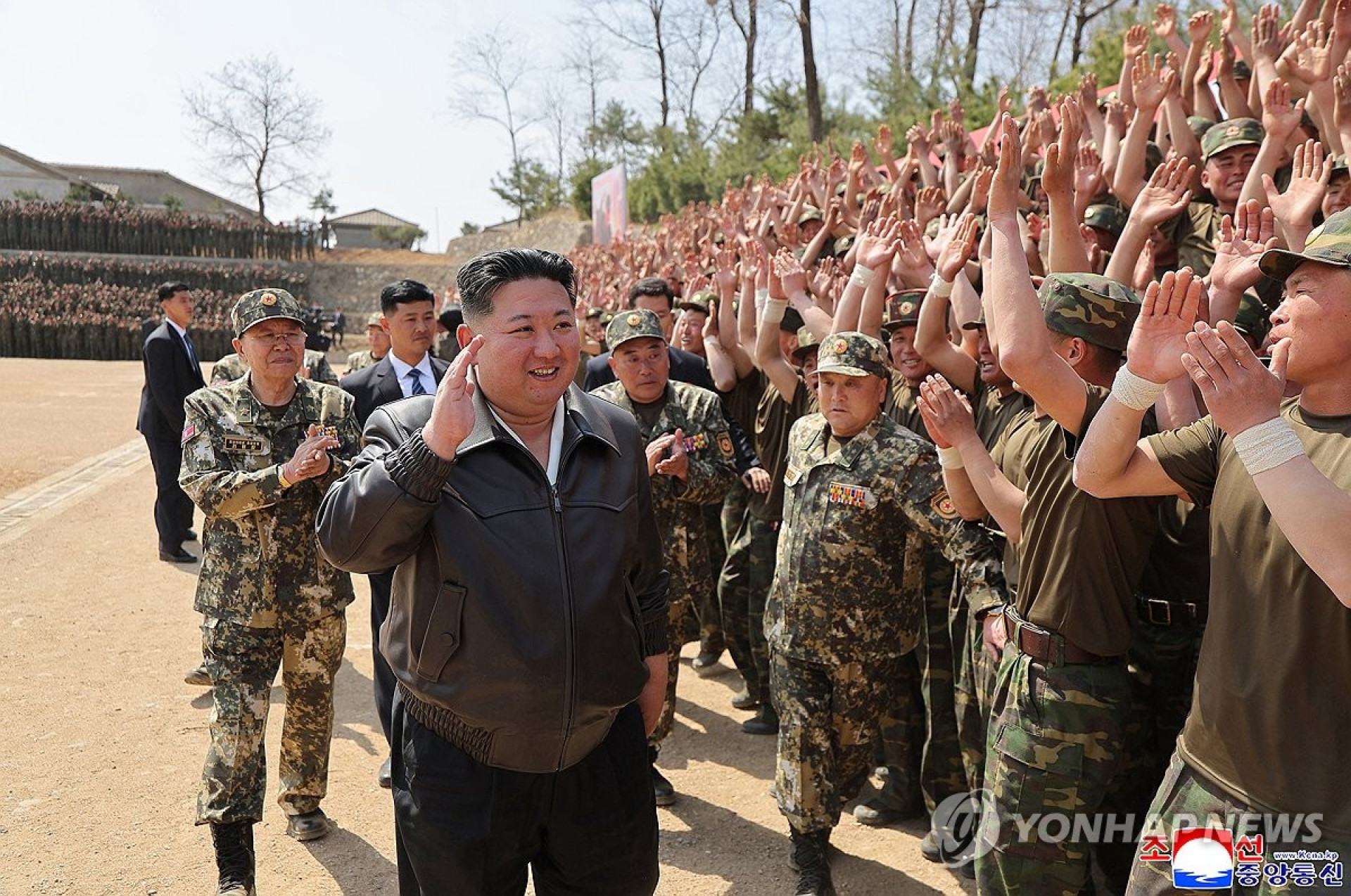 Kim Jong-un supervisiona exercícios e reforça apoio à Rússia - img