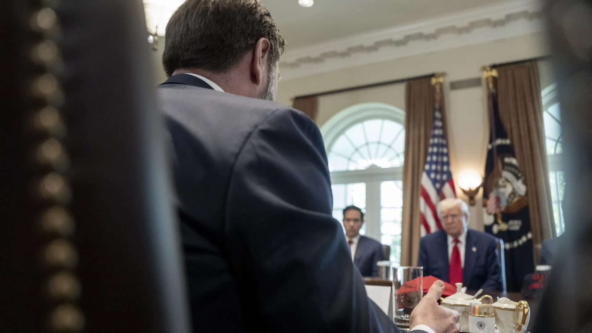 Parlamento dos EUA rejeita resolução para bloquear tarifas de Trump - img