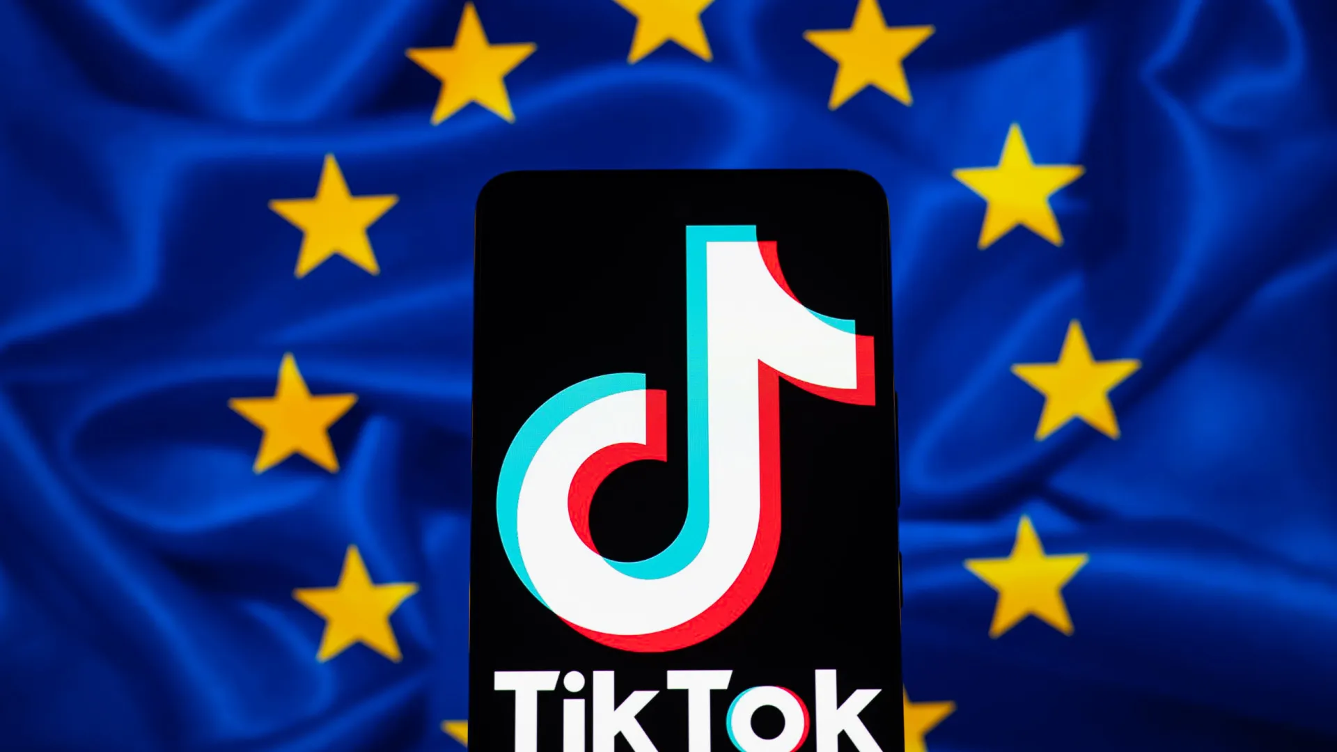 TikTok é multado em R$ 3,34 bi por violar regras de proteção de dados - img