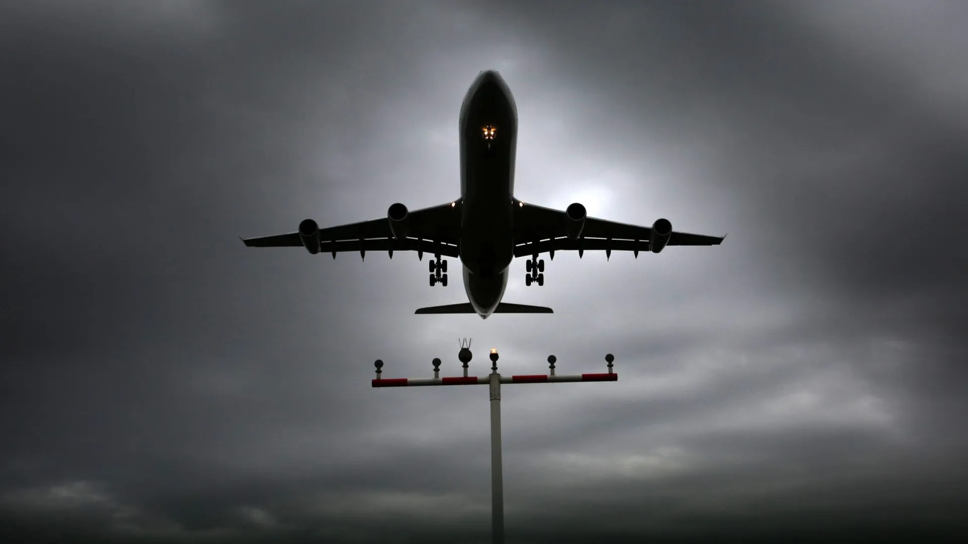Tráfego aéreo de passageiros na Europa sobe e supera níveis pré-pandemia - img