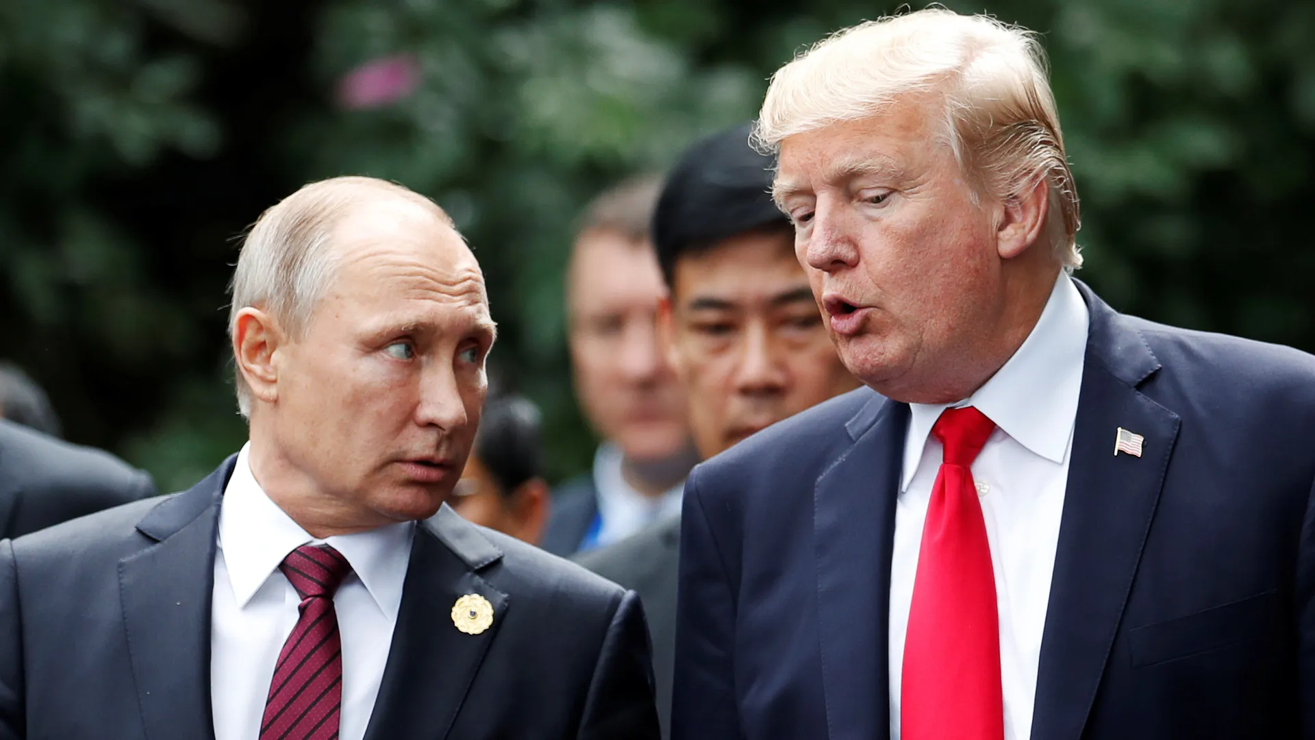 Trump diz que Putin "enlouqueceu" e alerta para queda da Rússia - img