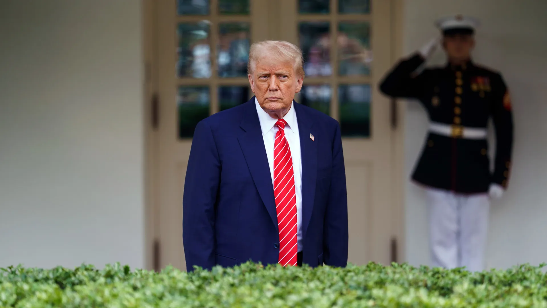 Trump pede ao Supremo fim de proteção legal para 500 mil imigrantes - img