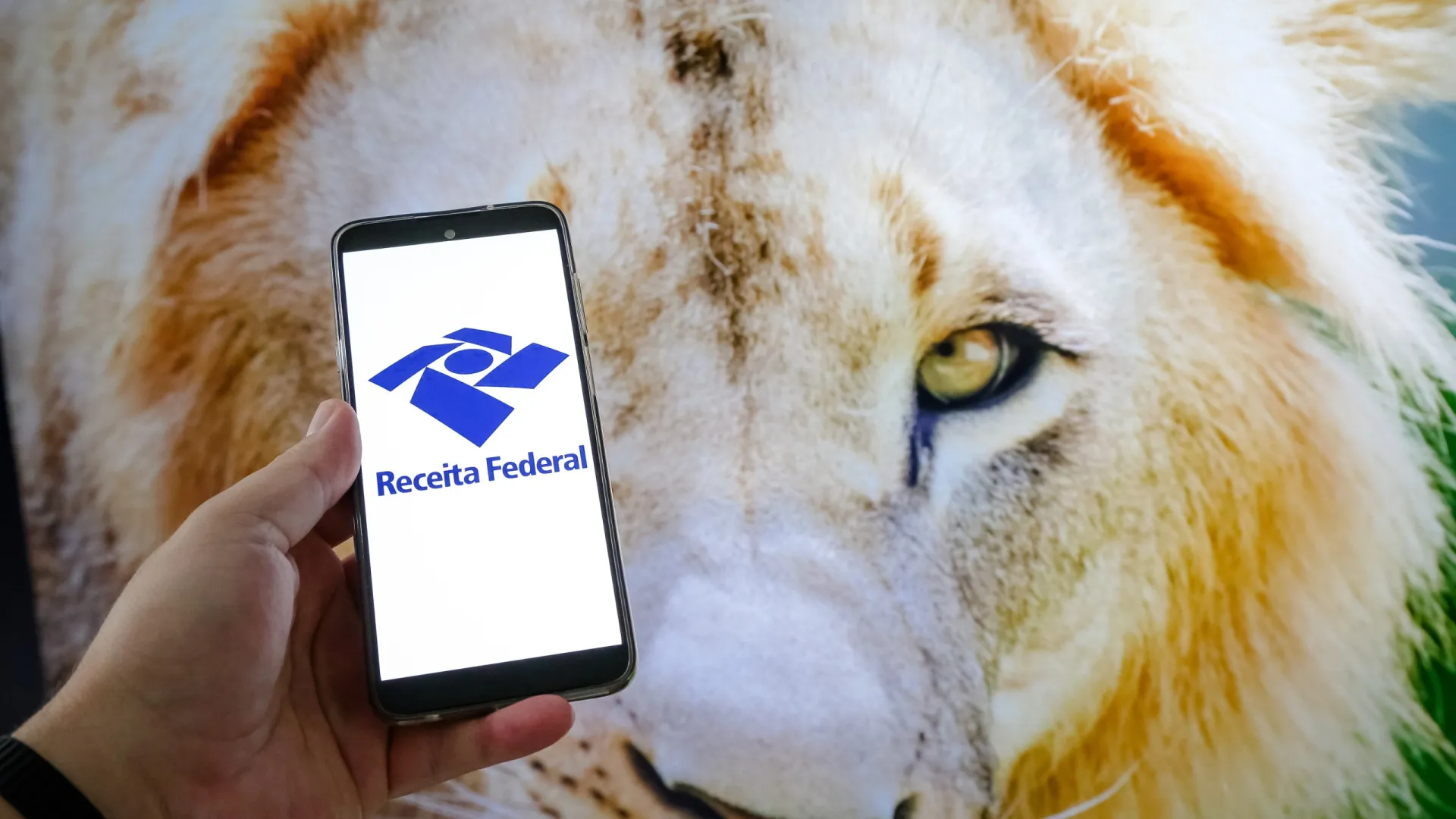 Câmara aprova urgência para elevar valor isento de IR para R$ 2.428,80, com reajuste de 7,5% - img