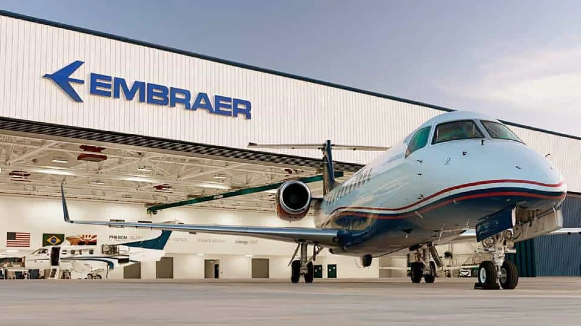 Embraer assina contrato com Holanda para fornecer Sistema de Evacuação Aeromédica - - img