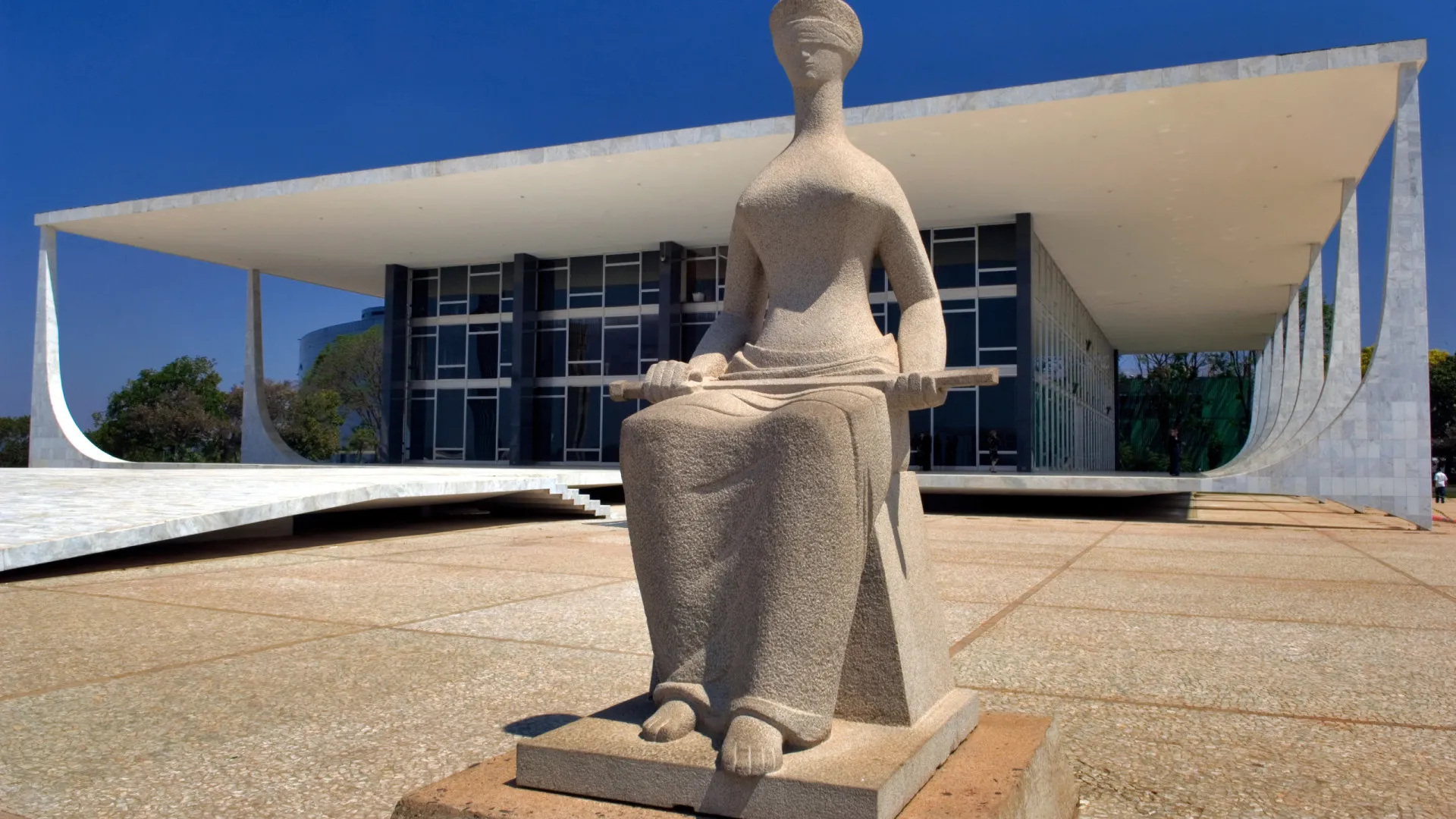STF do Brasil endurece regras para redes sociais no país - img