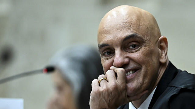 Além de Moraes, Trump revoga vistos de artistas, estudantes e ativistas - img