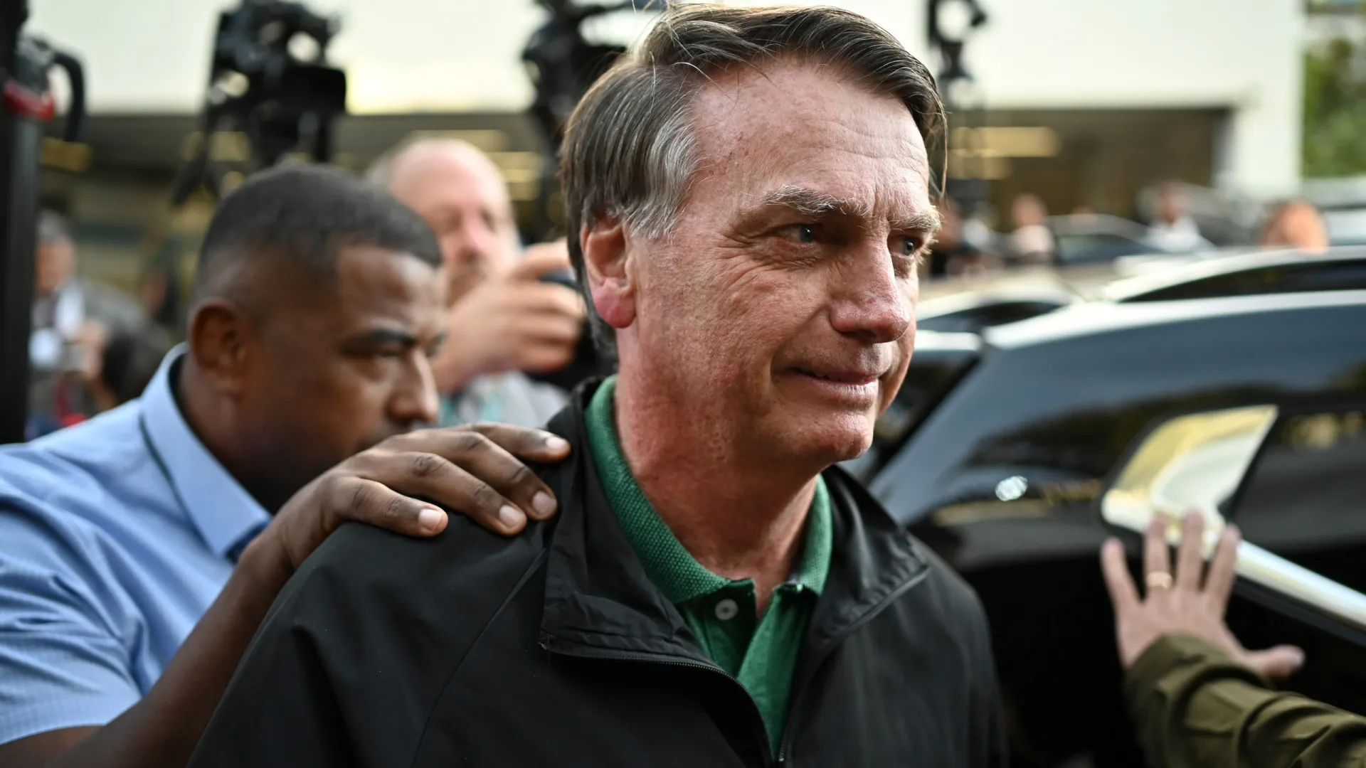 Bolsonaro sai de cena com alerta médico e freia corrida contra o tempo diante de STF e eleição - img