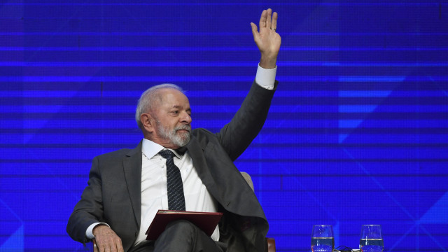 Lula chama Bolsonaro de fujão e diz que ex-presidente deve ir ao xilindró - img