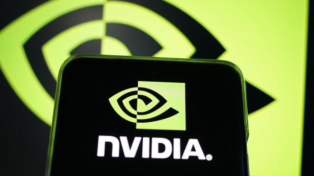 Nvidia recebe aval dos EUA e vai retomar envio de chips H20 para a China - img