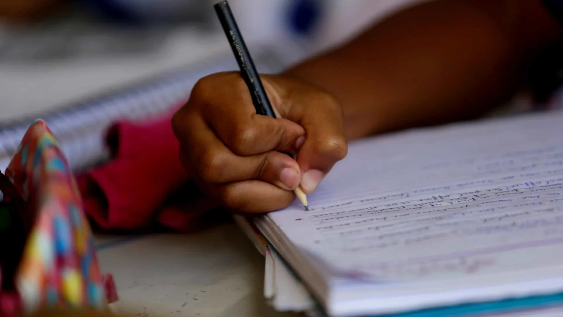 Vagas na área de educação fazem o desemprego ser o menor já registrado - img