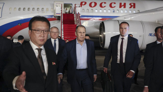 Coreia do Norte fornece 6.5 milhões de projéteis a Rússia, diz Ucrânia 2 Rússia confirma atuação de tropas norte-coreanas na guerra da Ucrânia