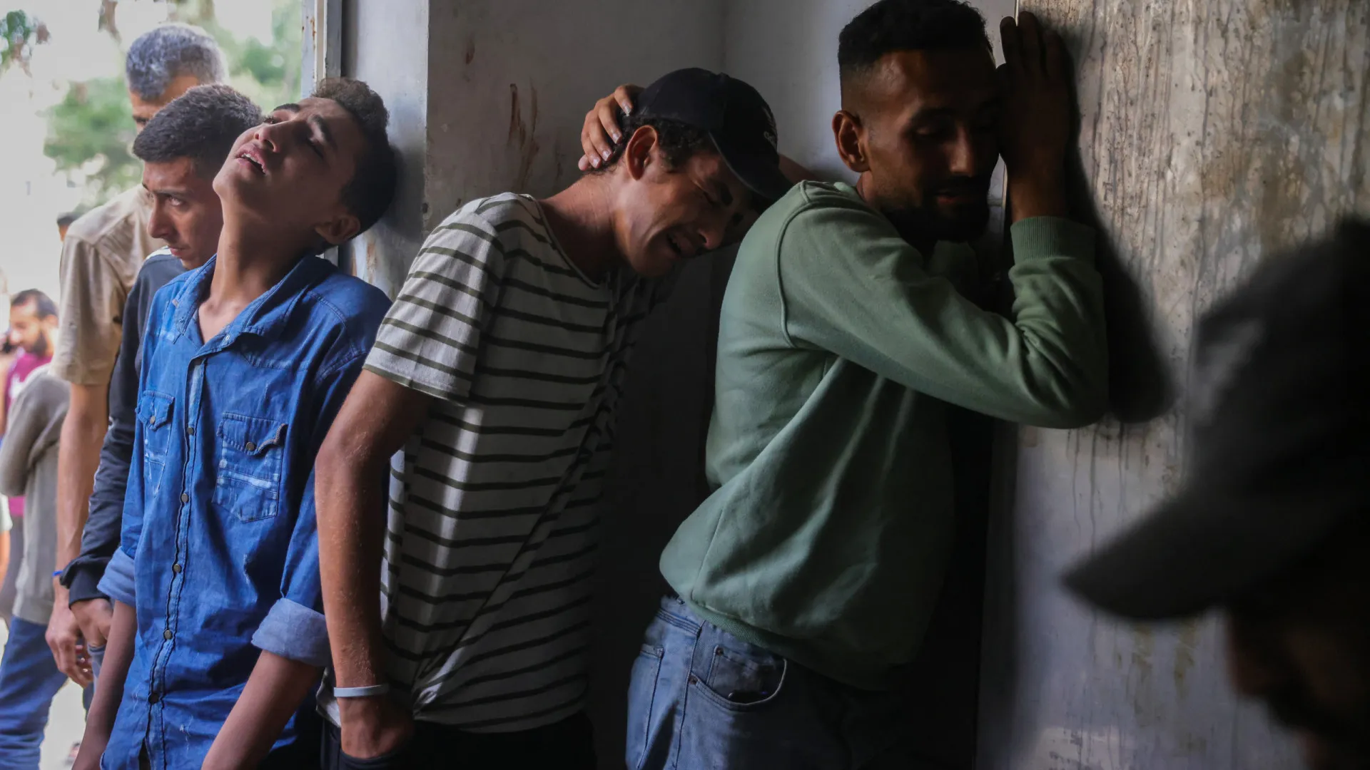 Acidente com caminhão de ajuda em Gaza mata 20 pessoas, dizem palestinos - img