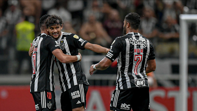 Jovem zagueiro do São Paulo treina bem e toma vaga de queridinho de Zubeldía - img