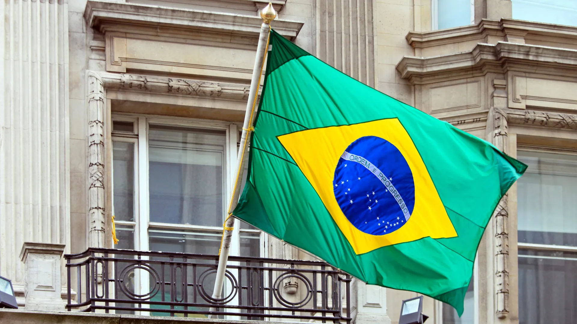 Brasil defendeu democracia melhor que EUA, diz professor de Harvard - img