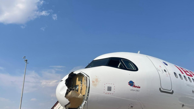 Casal deixa filho sozinho no aeroporto de Barcelona para não perder o voo - img