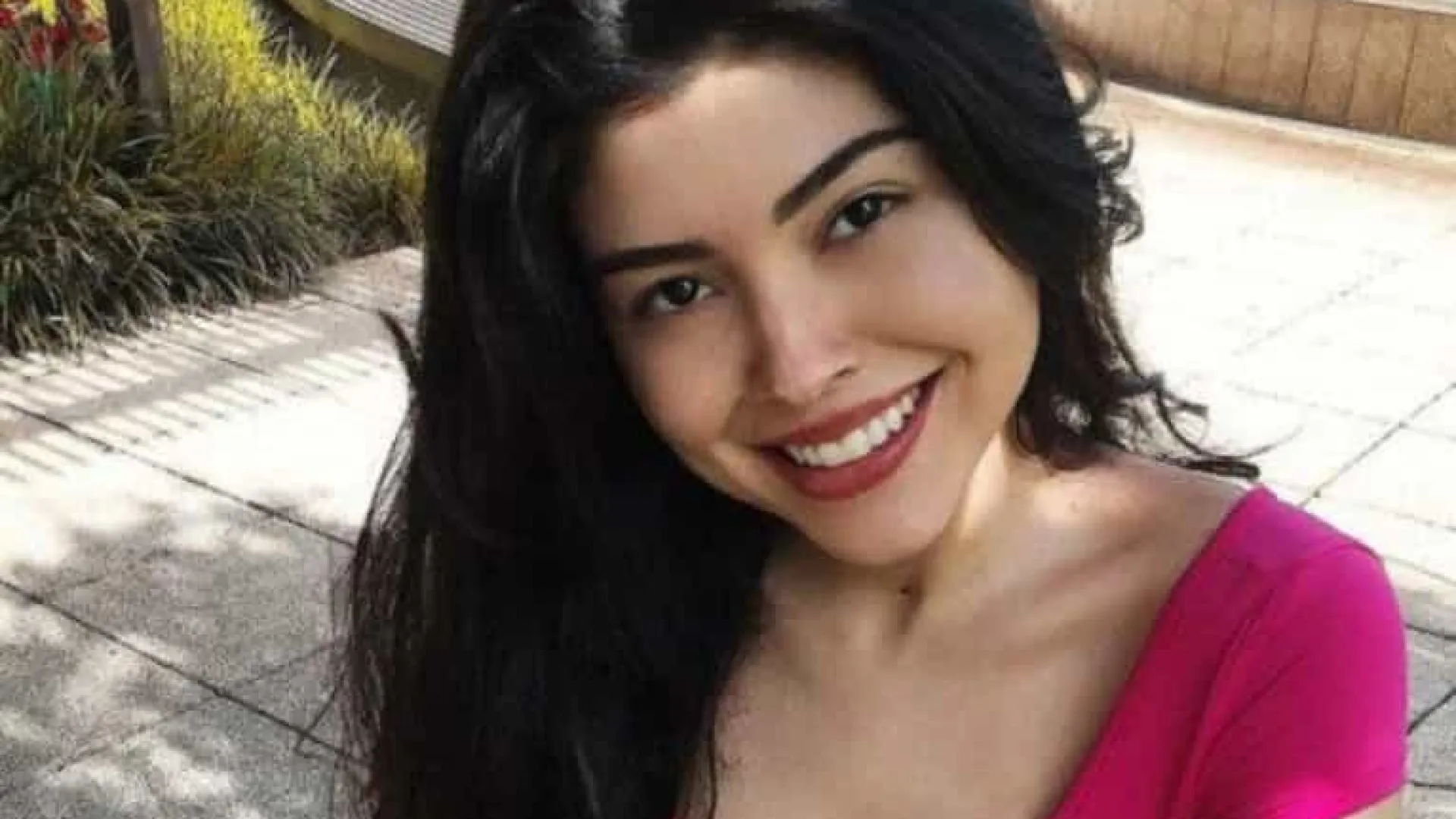 Ex-influenciadora Mariana Ferrer defende TCC sobre próprio caso e tira nota 10 - img