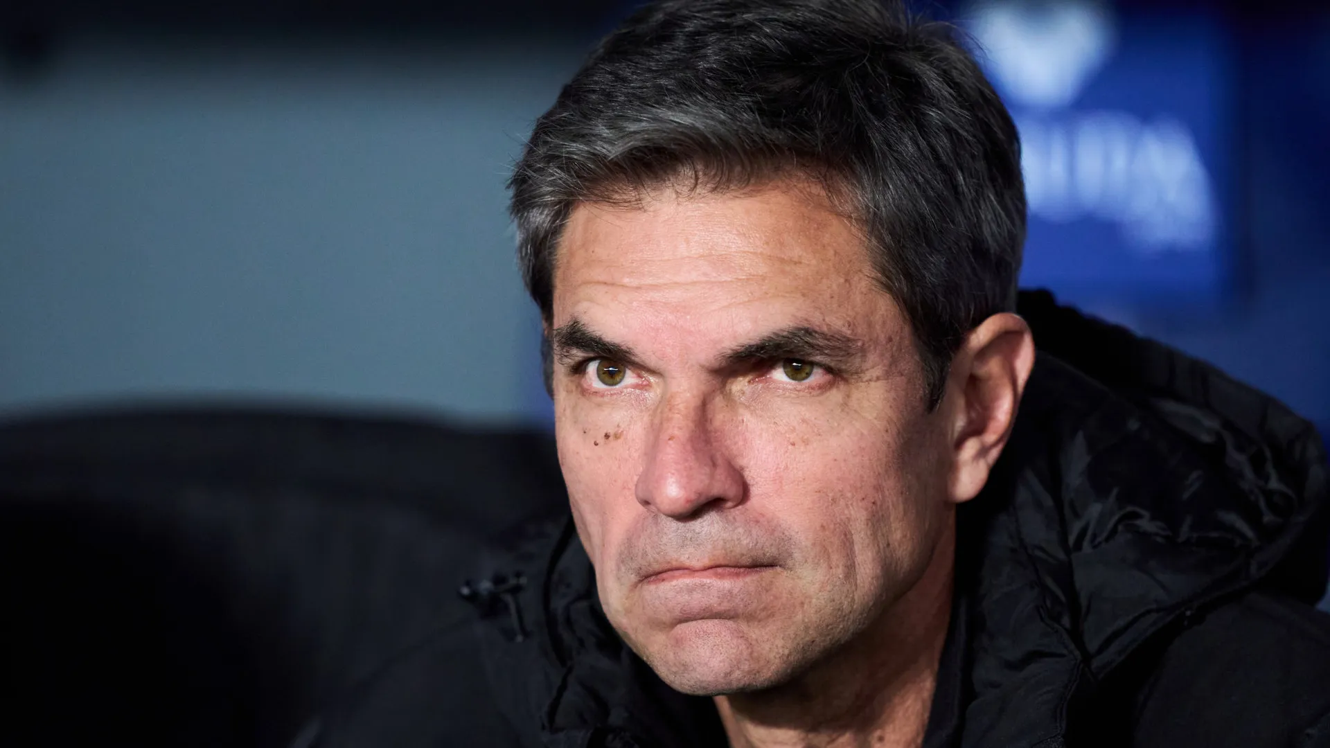 Ex-técnico da Premier League aparece no radar do Santos - img