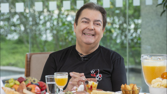 Faustão passa por transplante de fígado e de rim em SP - img