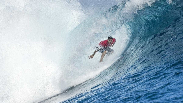 Filipe Toledo é eliminado em Teahupoo e está fora da briga pelo tri mundial - img