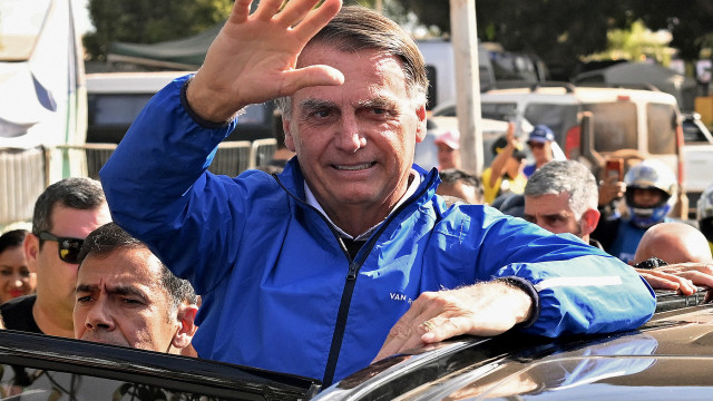 Ratinho Jr. aposta em obras e privatizações e enfrenta desgaste na área ambiental - img