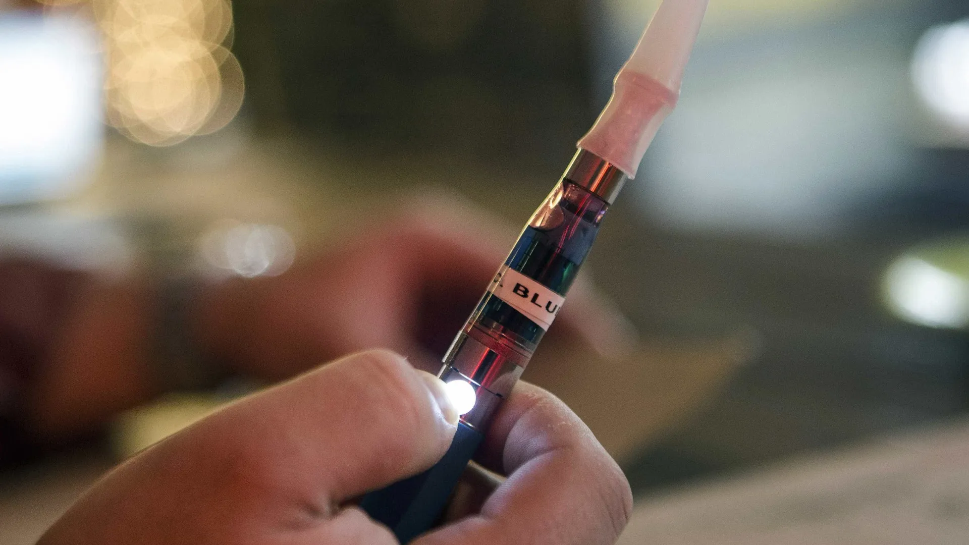Senacon ordena que Carrefour e Enjoei suspendam venda de cigarro eletrônico - img