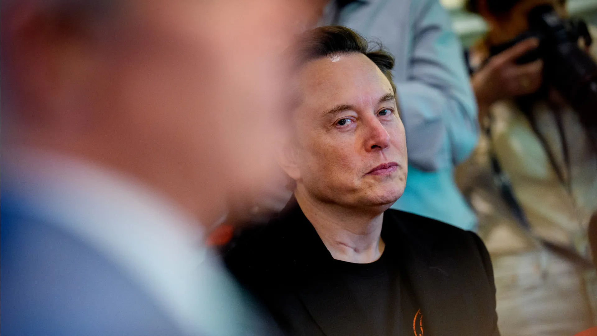 Trump diz que é ridículo Musk fundar um novo partido político nos EUA - img