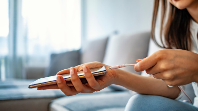 Cabos de celular mais baratos? Aqui tem 6 bons motivos para não comprar!