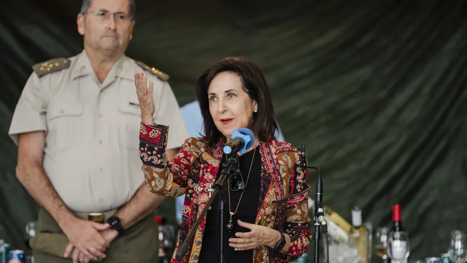 Avião com ministra espanhola sofre tentativa de interferência russa - img