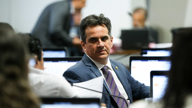 Bolsonaro pede ao STF visita regular de aliado para apoio em cuidados de saúde - img