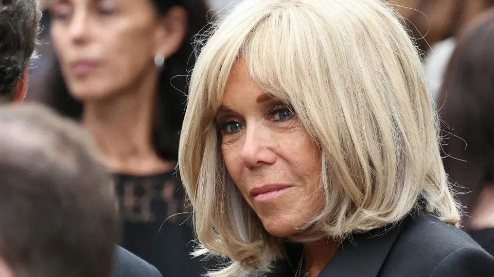 Brigitte Macron vai apresentar evidências de que é uma mulher em tribunal - img