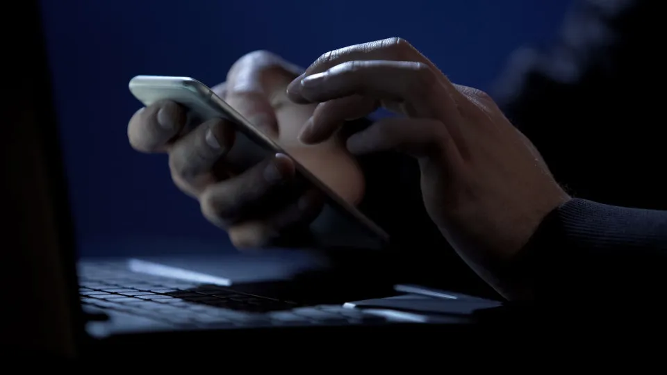 Celular roubado: como proteger seus dados antes e depois do crime - img