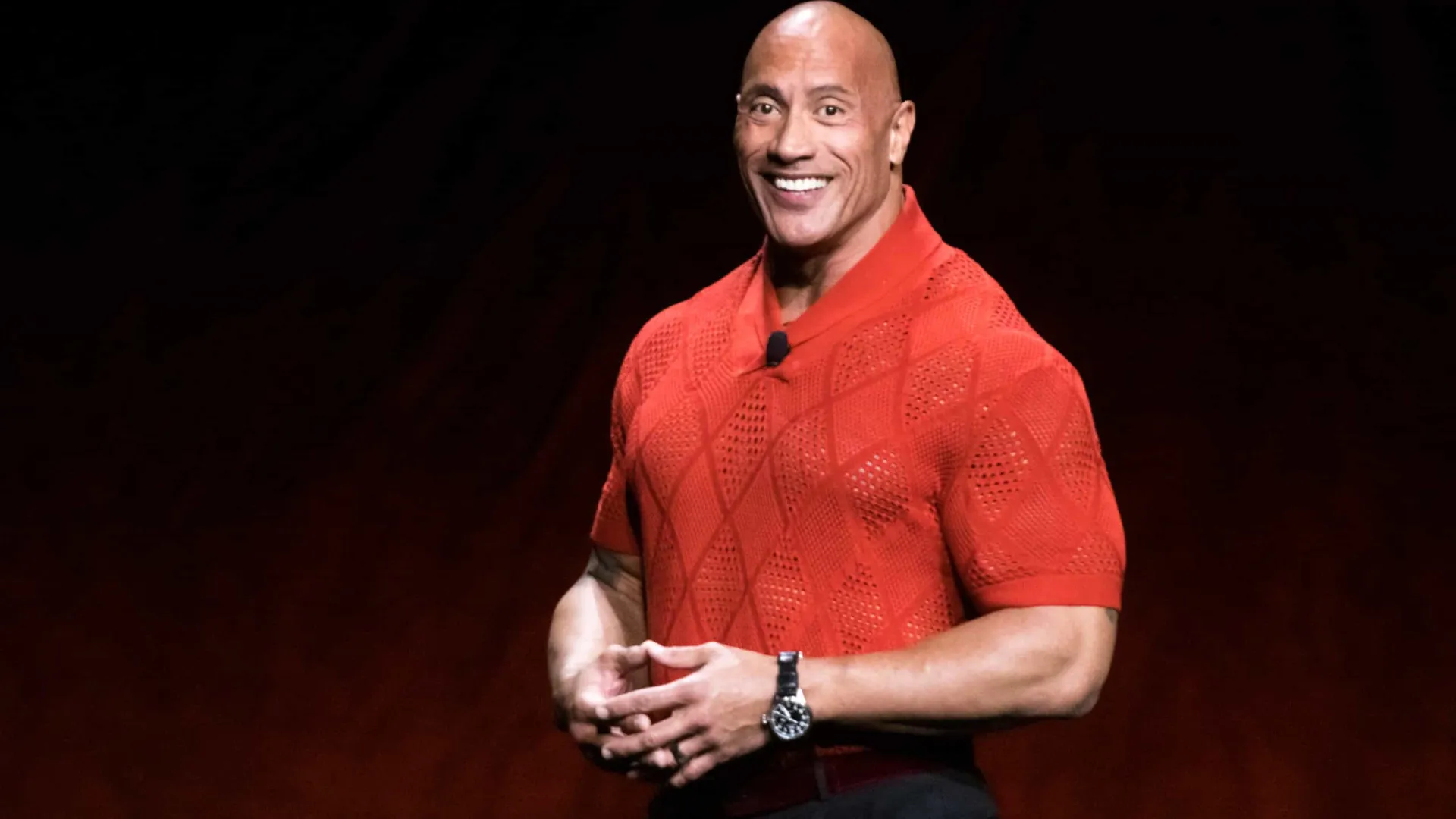 Ex-lutador Dwayne Johnson protagoniza filme em competição em Veneza - img